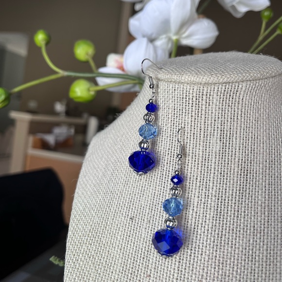 💙Handmade Earrings 💙 - Picture 6 of 11
